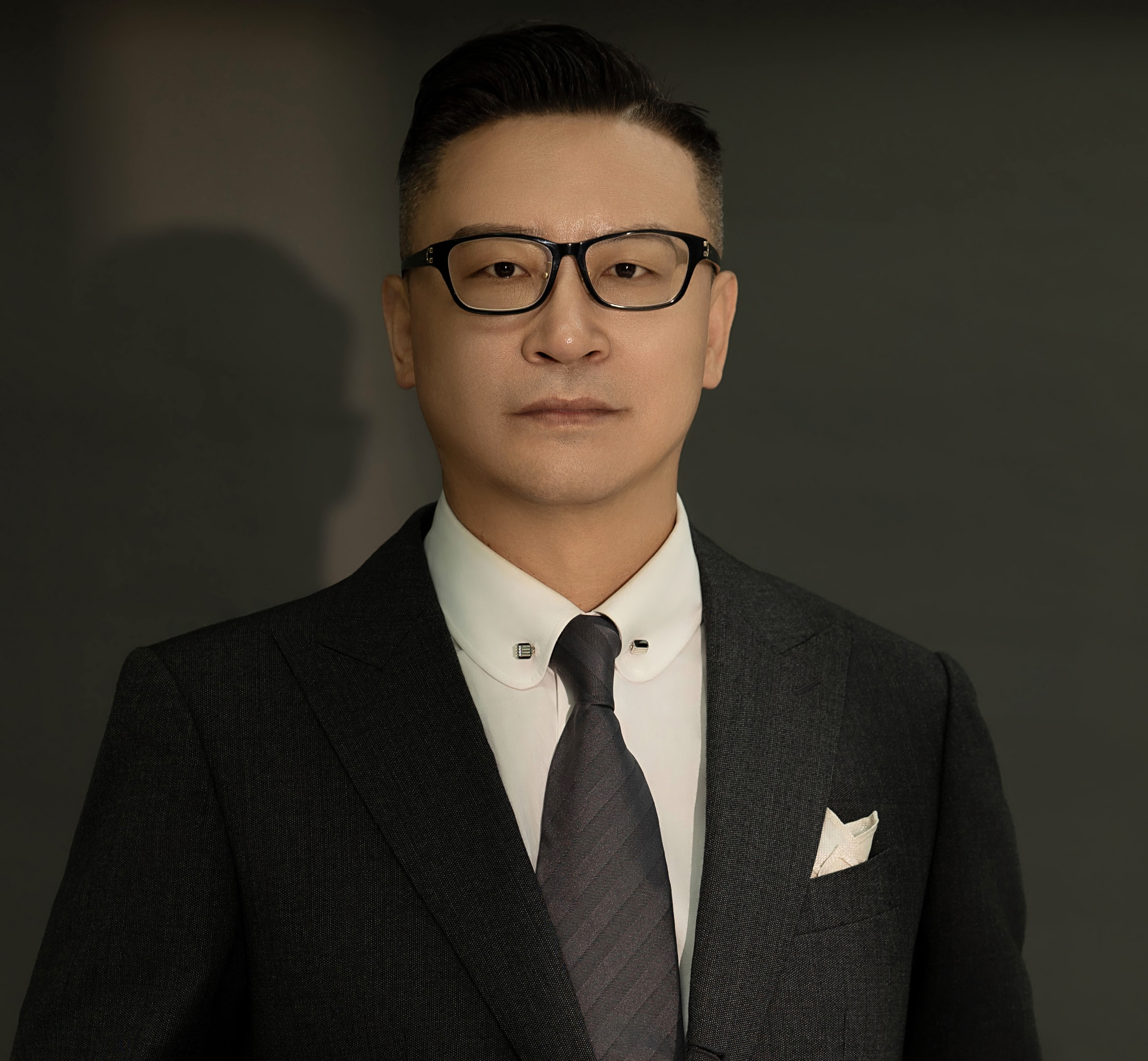 沈阳师范大学第二届优秀研究生导师——吕子扬教授